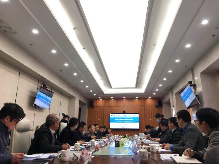 5.9跨越-11月26日，省天然氣公司鹽穴儲(chǔ)氣庫(kù)項(xiàng)目地質(zhì)預(yù)可行性研究順利通過評(píng)審，評(píng)審會(huì)議現(xiàn)場(chǎng)（攝影：程平）